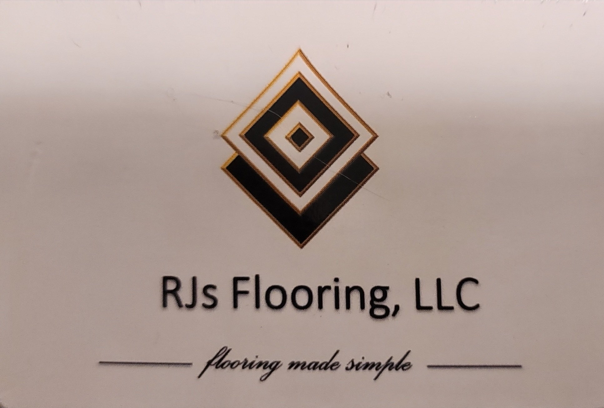 RJs Flooring Logo
