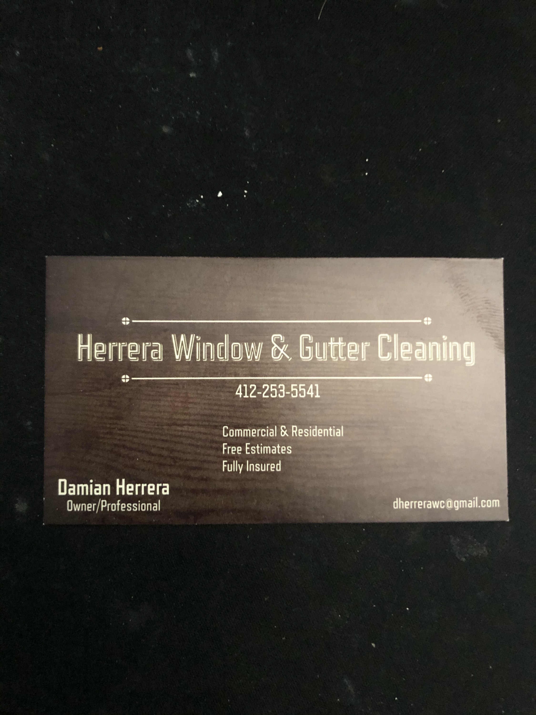 Herrera Window and Gutter Cleaning Logo