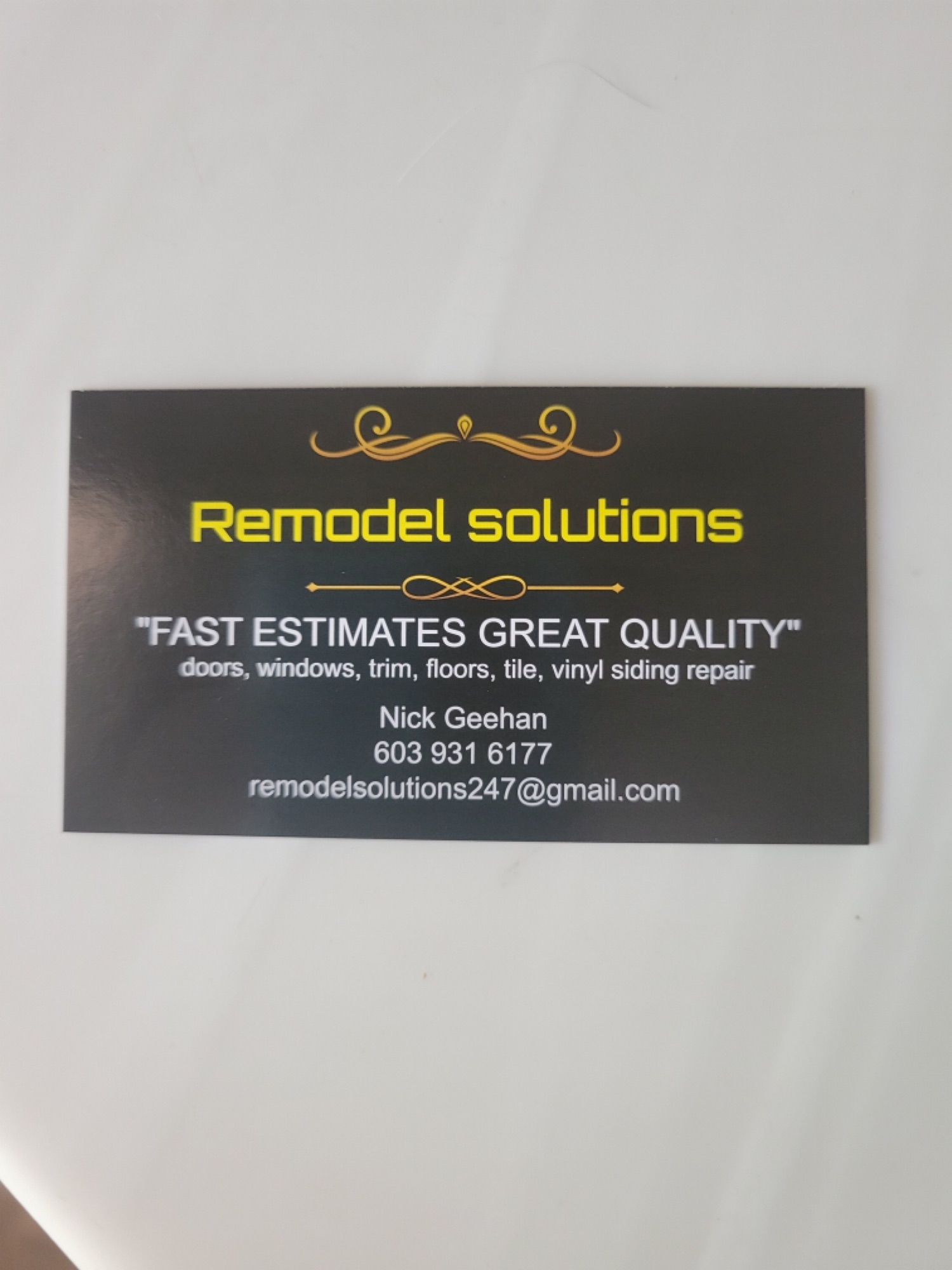 Remodel Solutions, LLC Logo