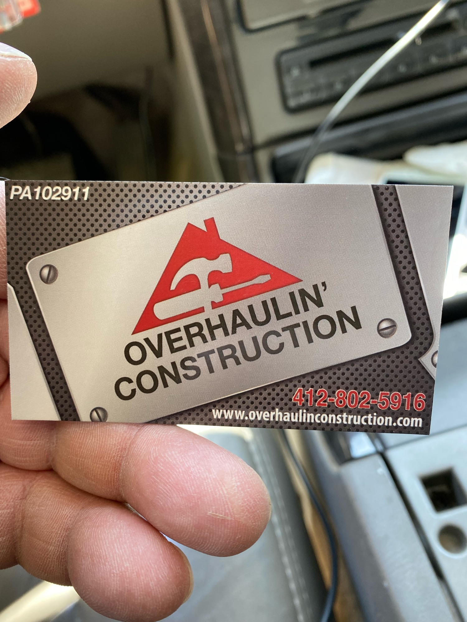 Overhaulin' Construction Logo