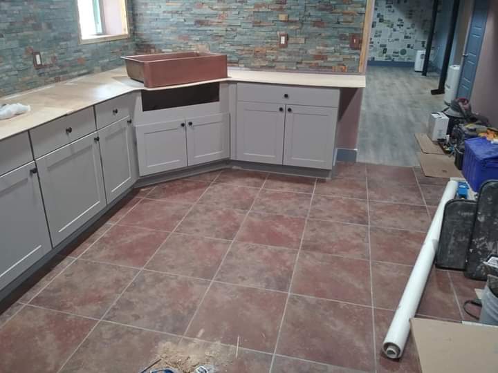 Ravens Home Remodeling Logo
