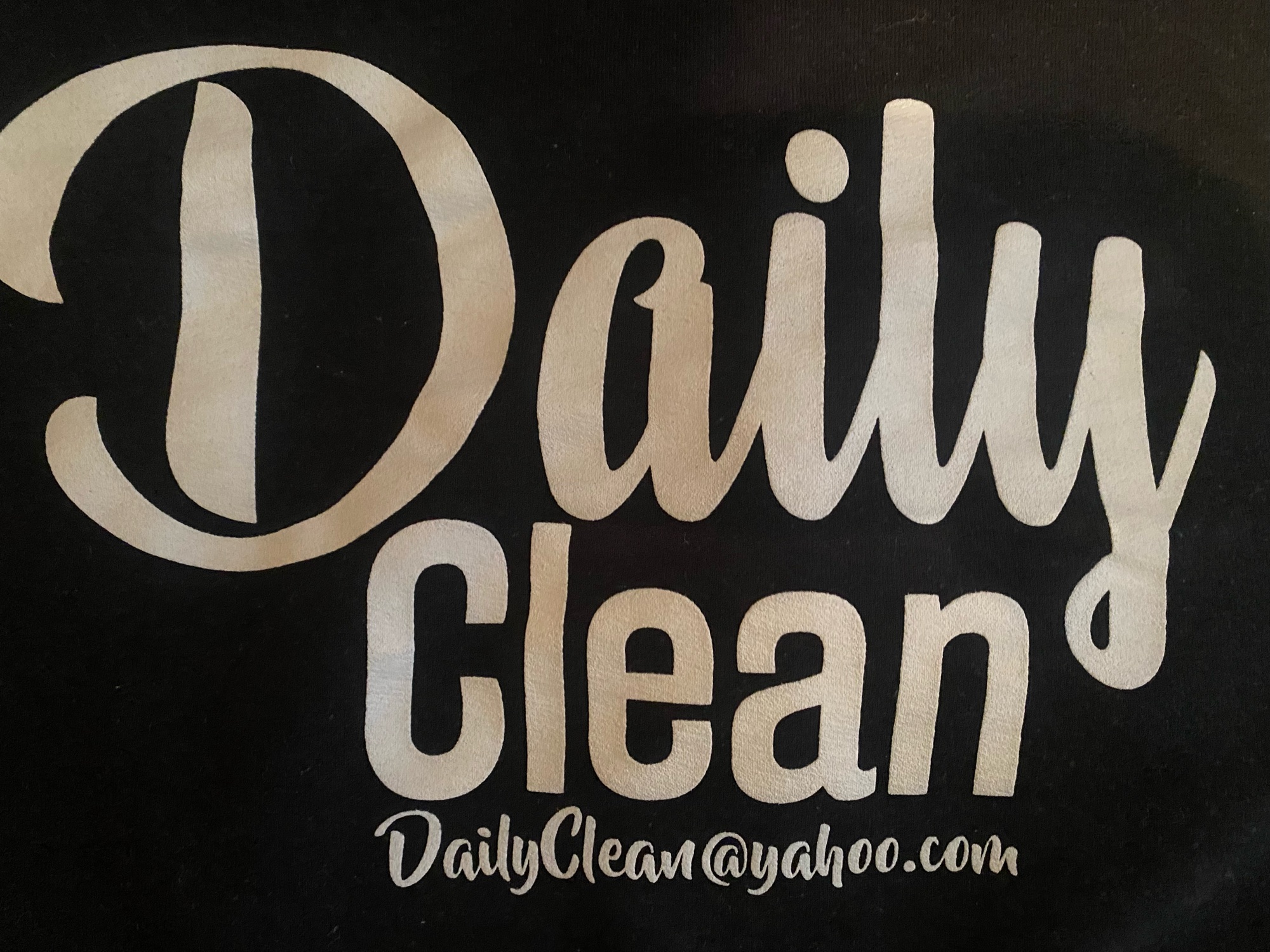 Daily Clean Logo