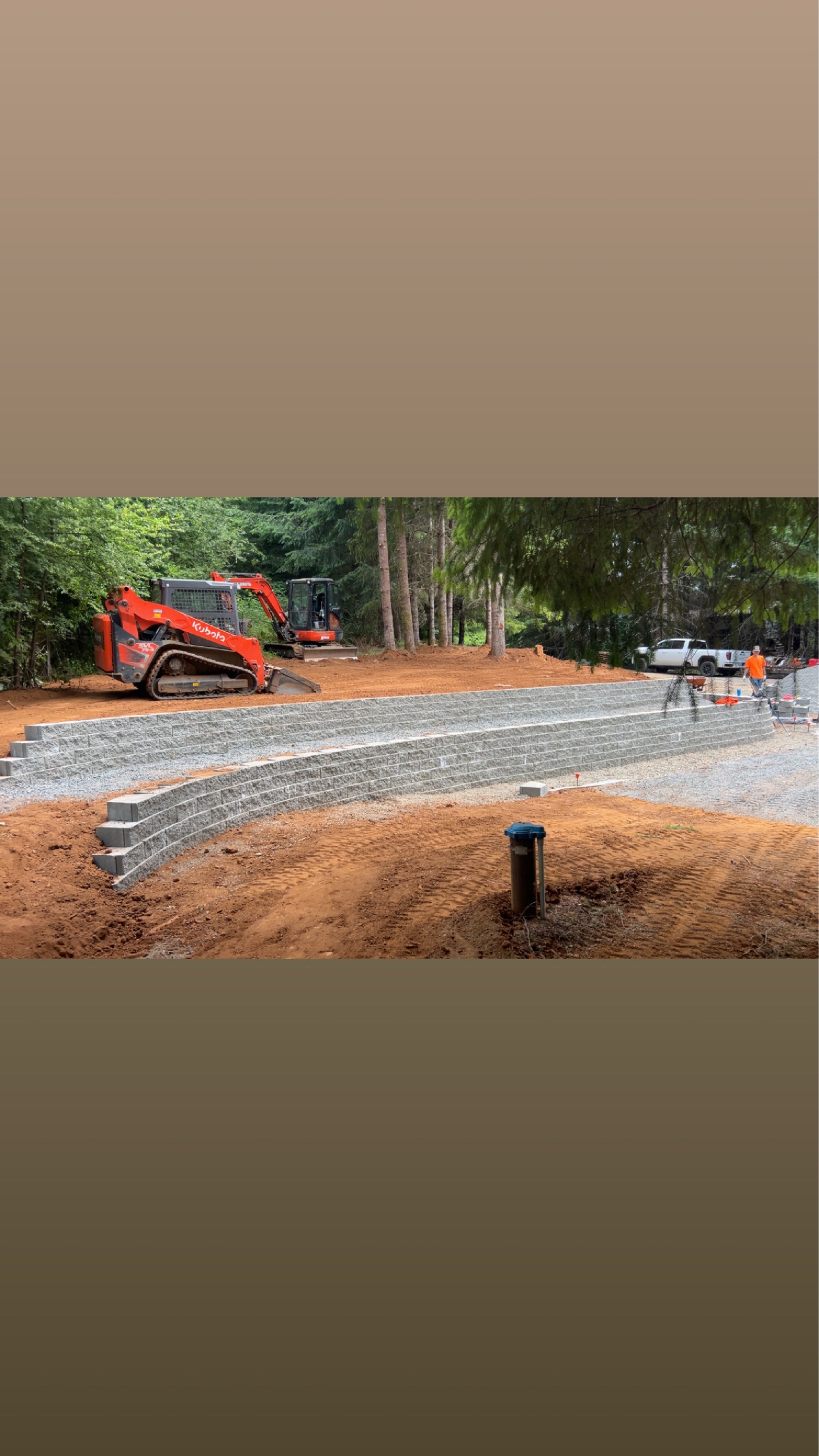 Dependable Excavation Plus Logo