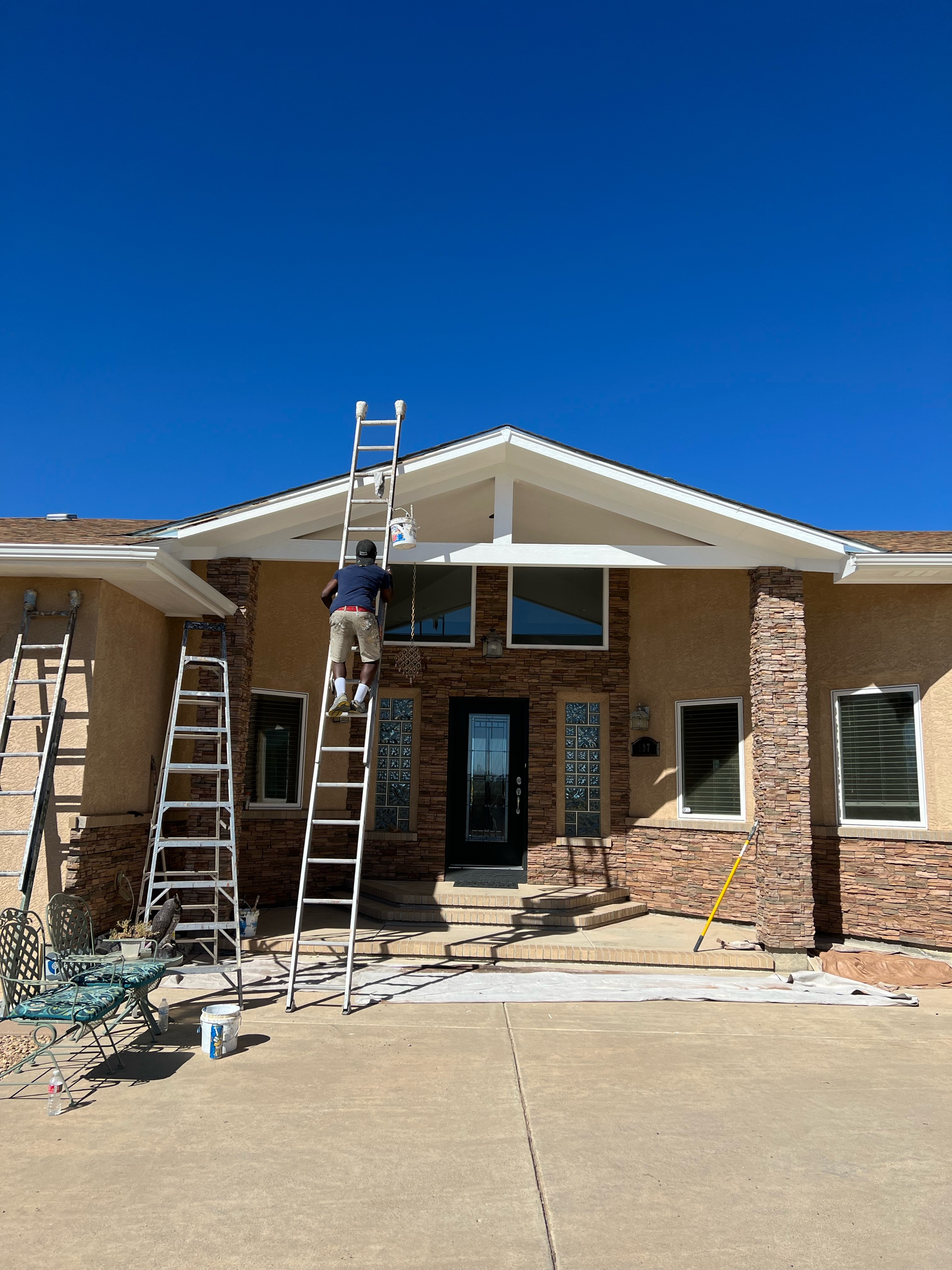 Colorado Custom Colors Painting and Drywall Logo