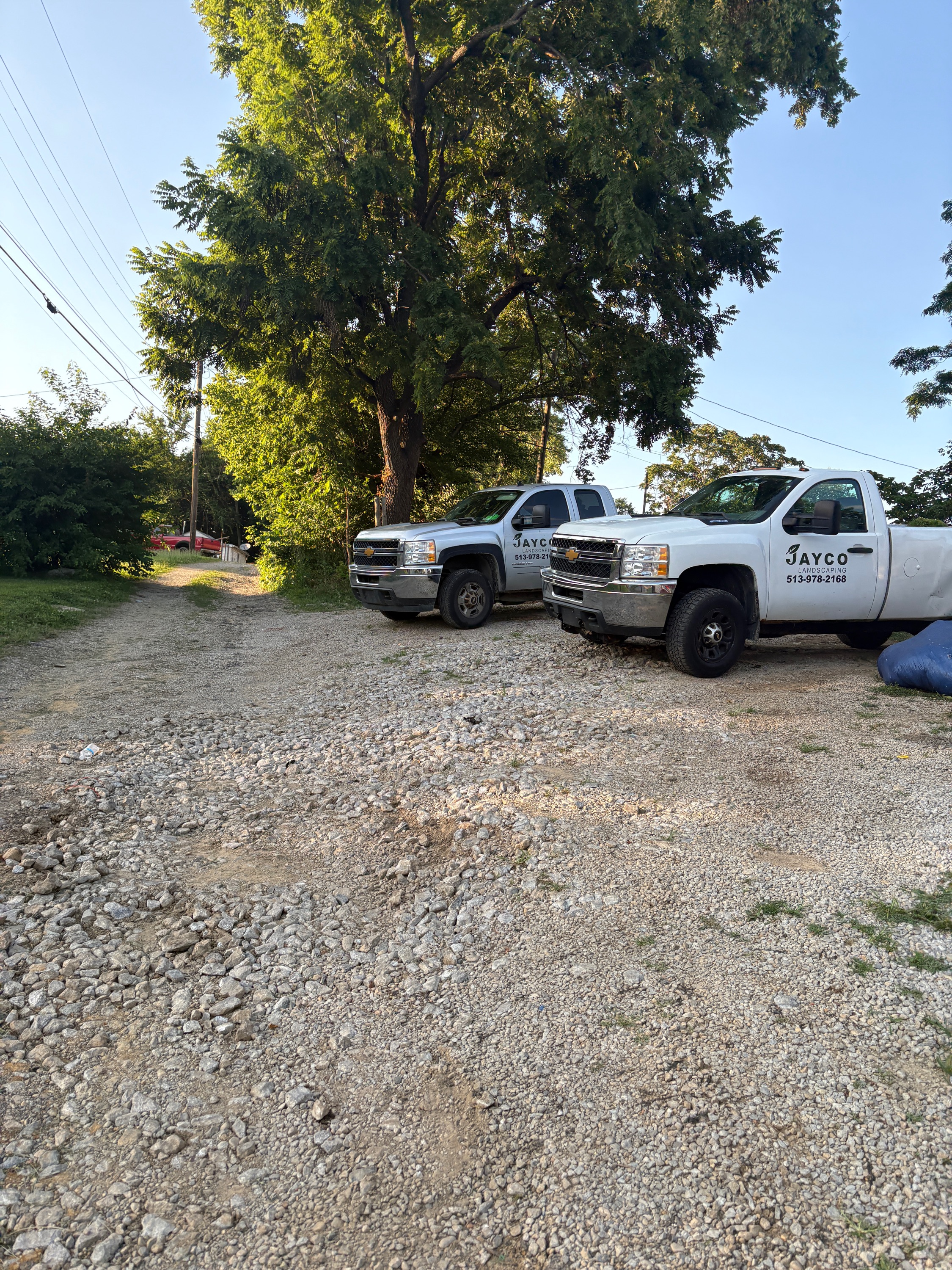 Jayco Lawncare and Landscaping Service LLC Logo