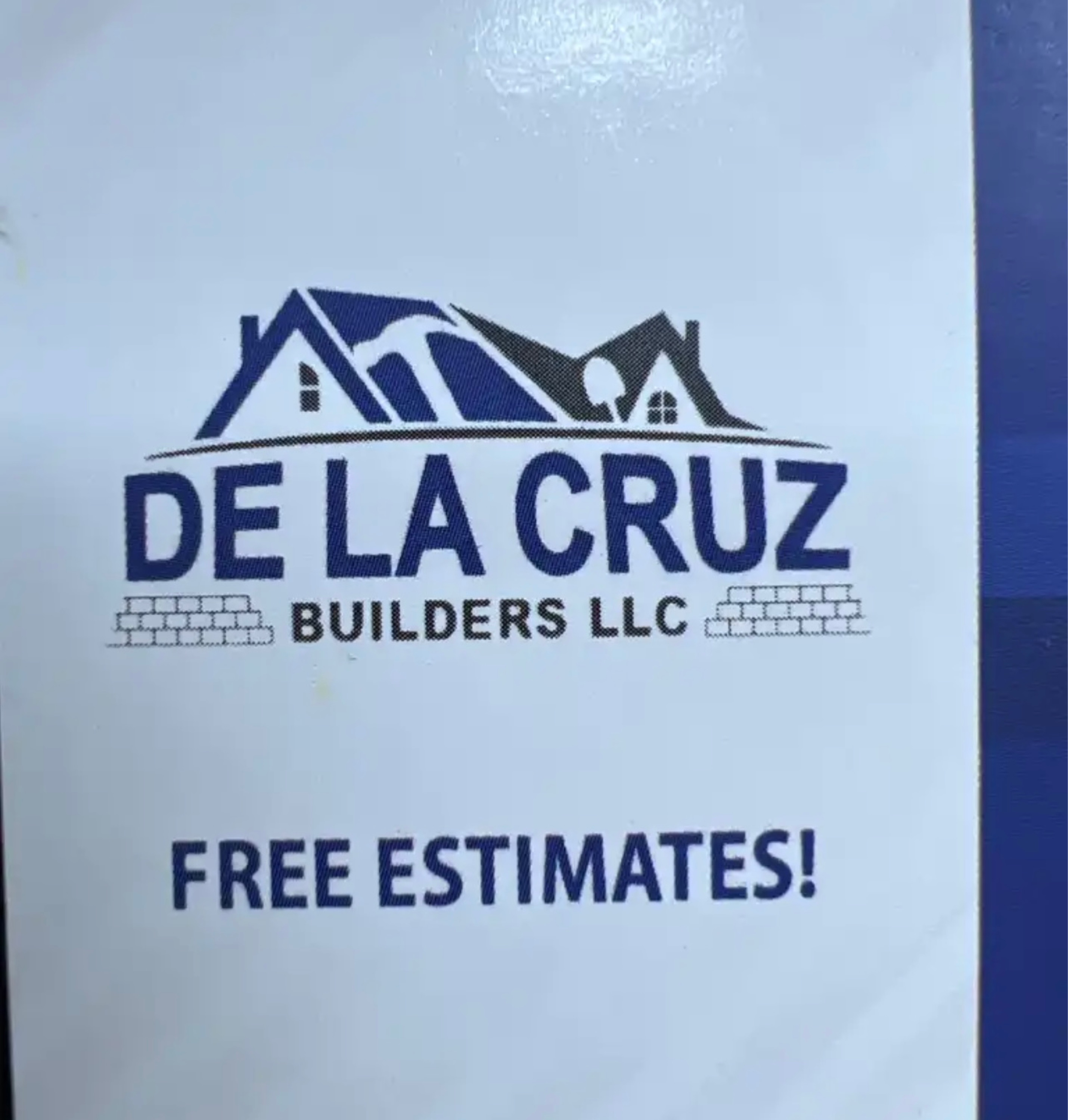 De La Cruz Builders, LLC Logo