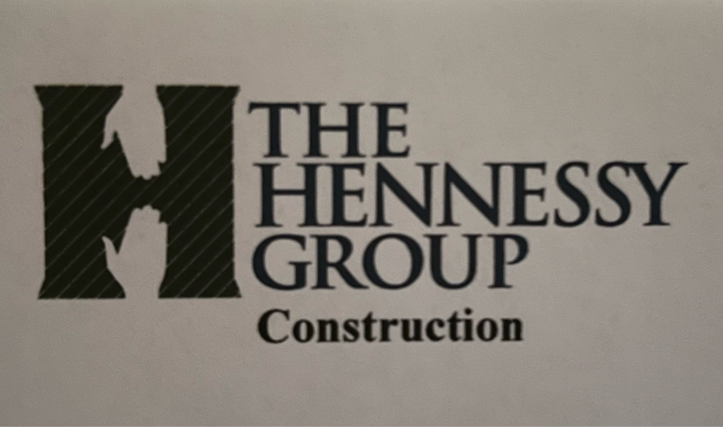 The Hennessy Group LLC Logo