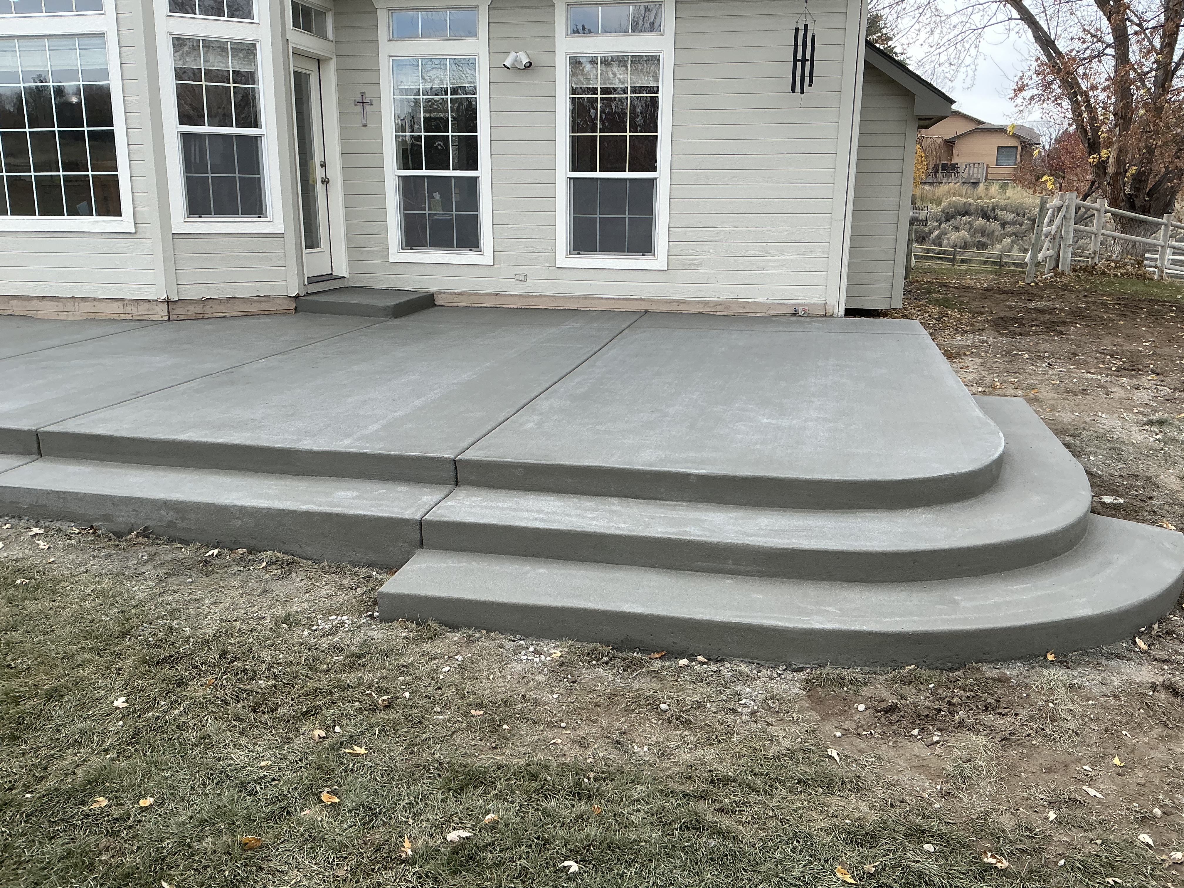 Concrete & More Logo