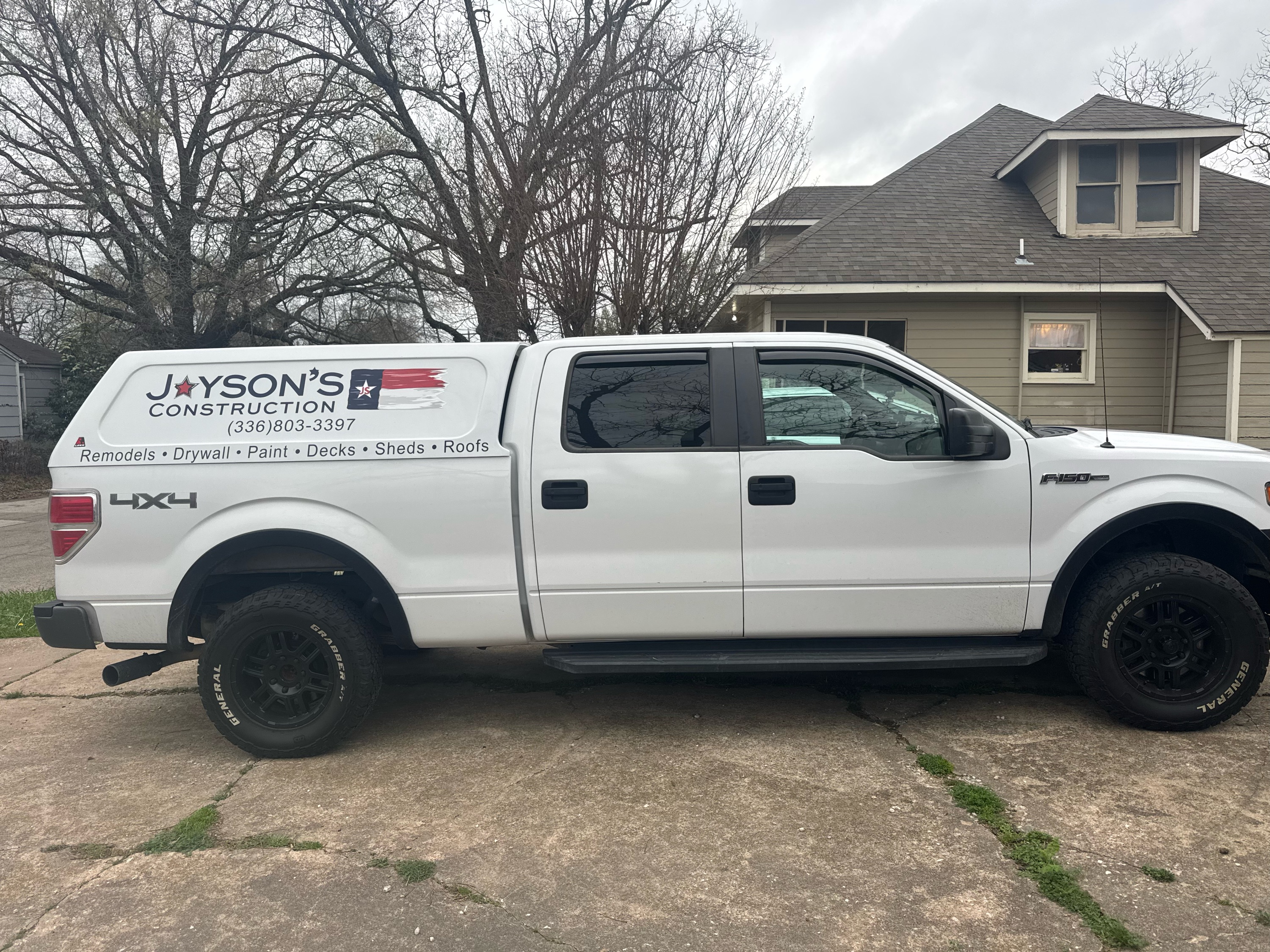 Jaysons construction Logo