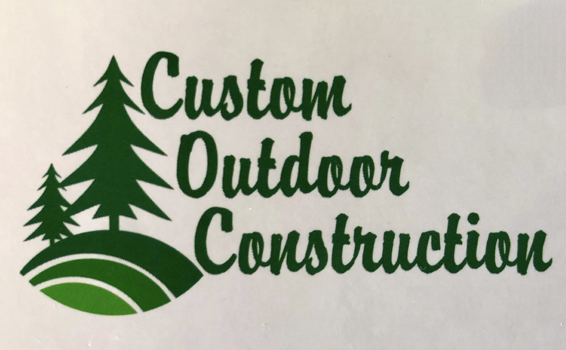 CUSTOM OUTDOOR CONSTRUCTION LLC Logo
