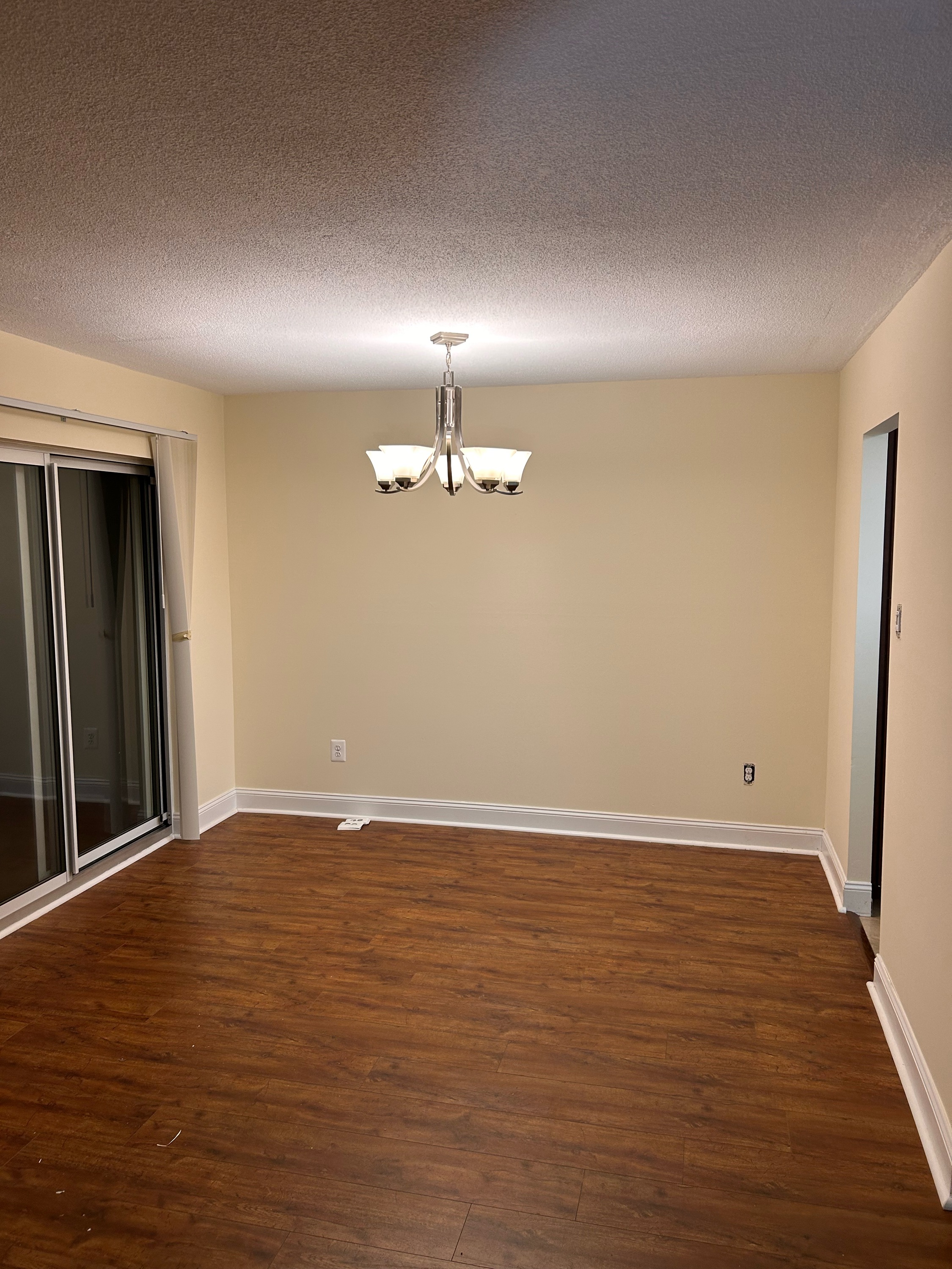 Umana Painting LLC Logo