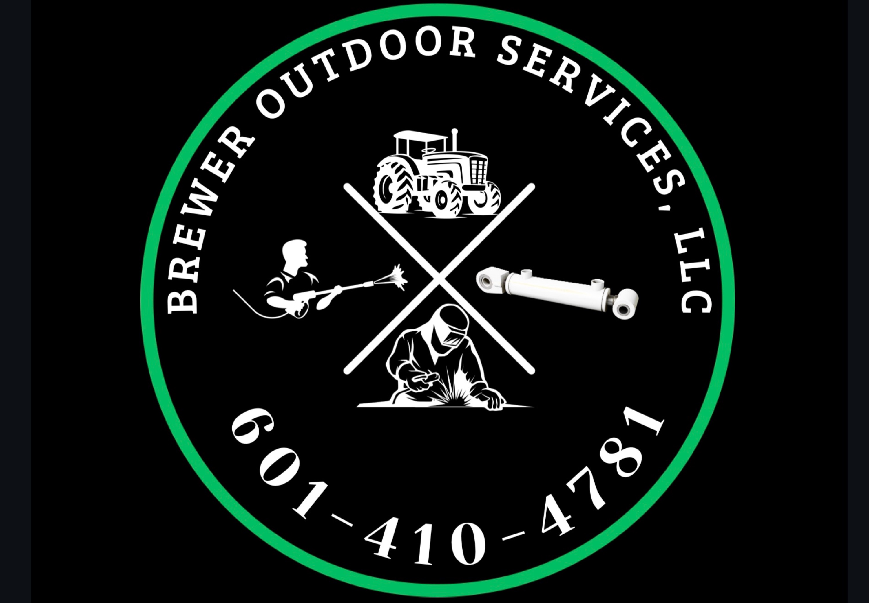Brewer Outdoor Services, LLC Logo