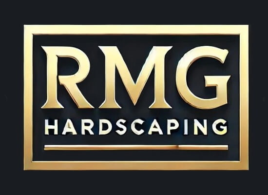 R M LANDSCAPING Logo