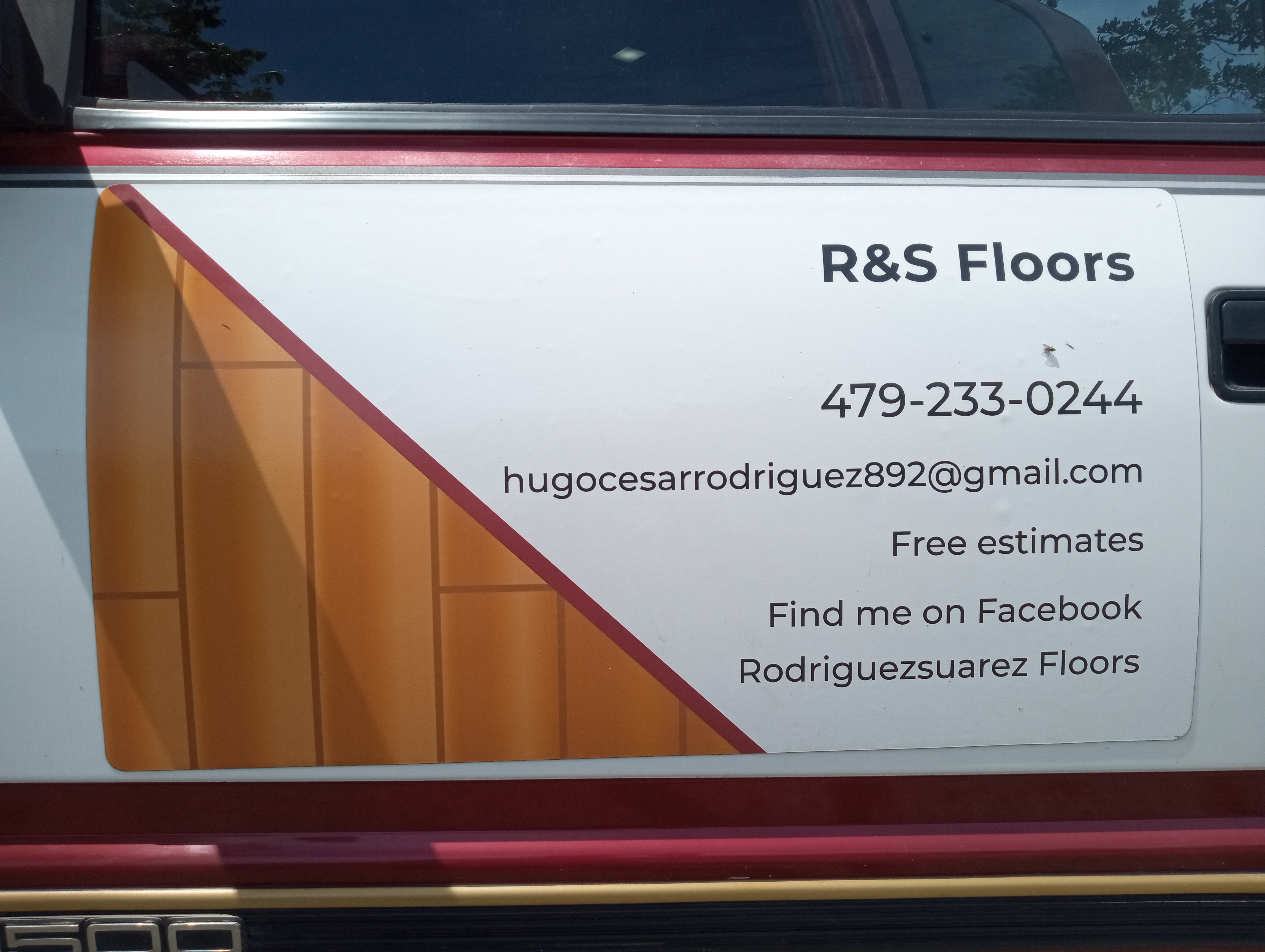 R&S Flooring LLC Logo