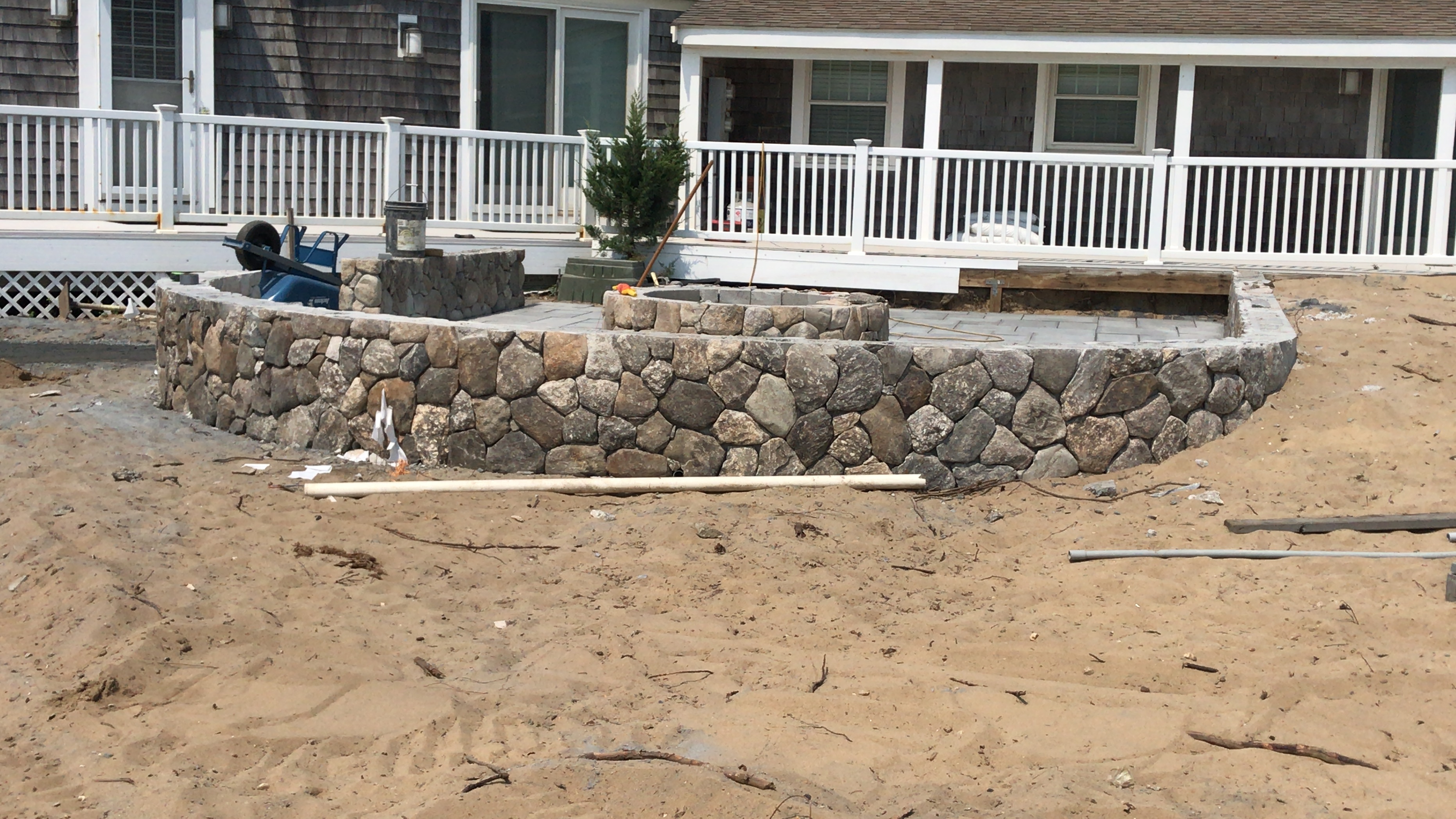 Cape Breeze Landscaping Logo