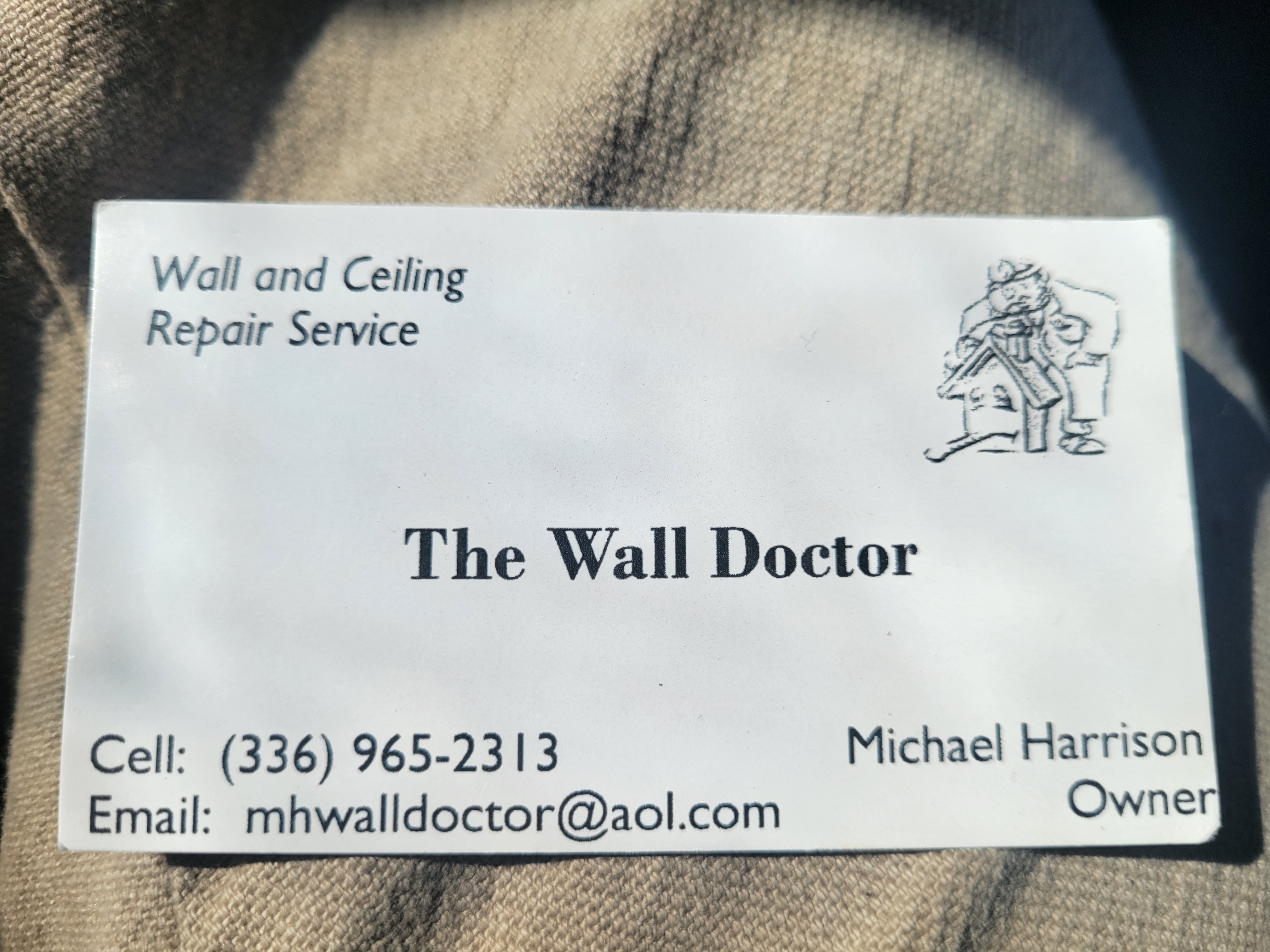 The Wall Doctor Logo