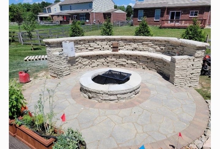 Ater's Pavers Logo