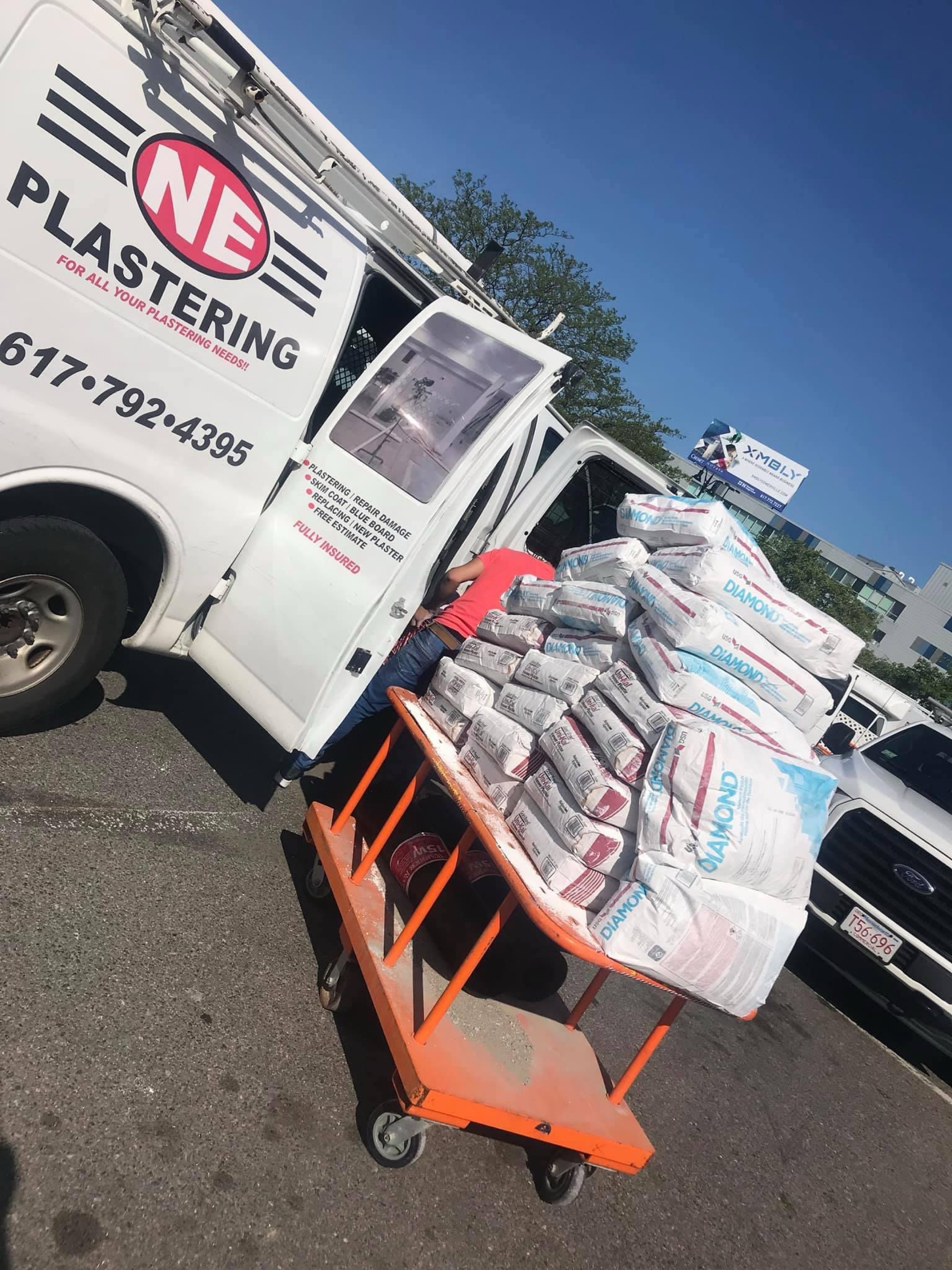 NE Plastering and Painting Logo