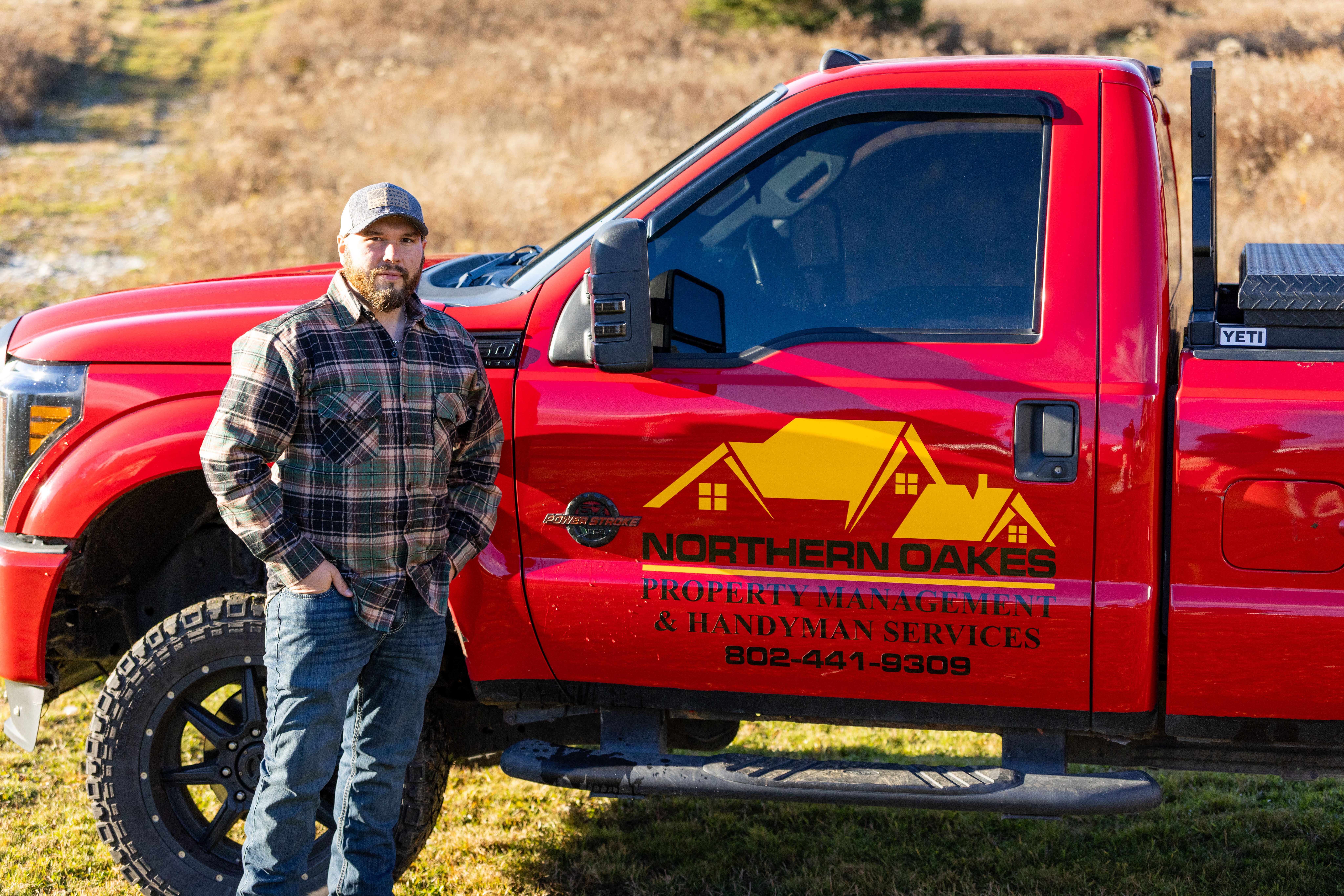 Northern Oakes Property Management LLC Logo