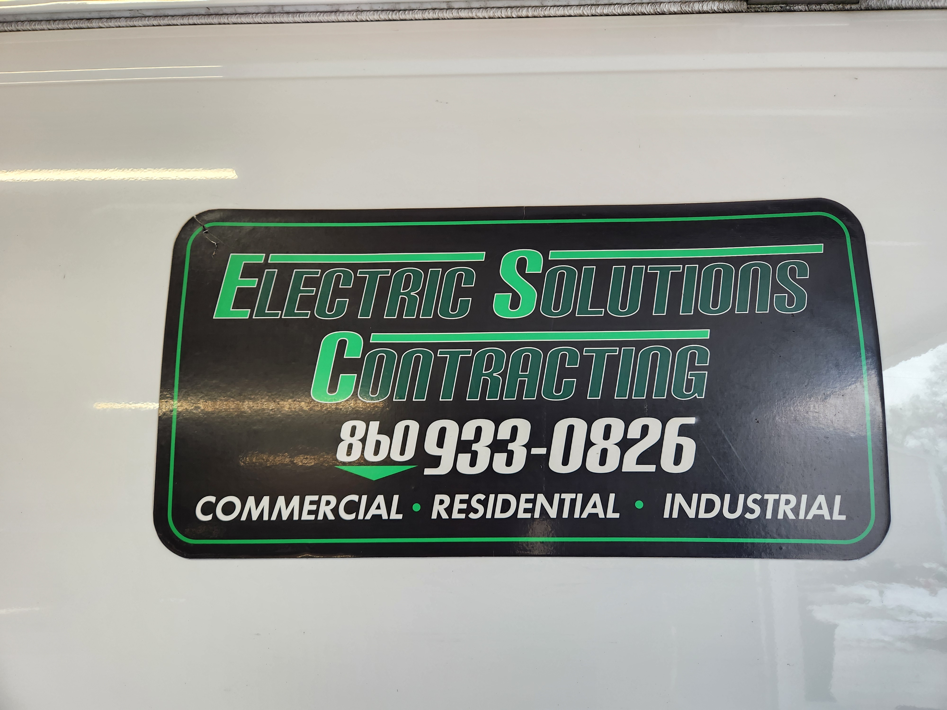 Electric Solutions Contracting Logo