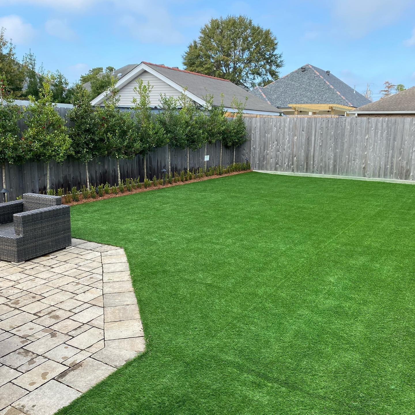 Jorge's Lawn Care Logo
