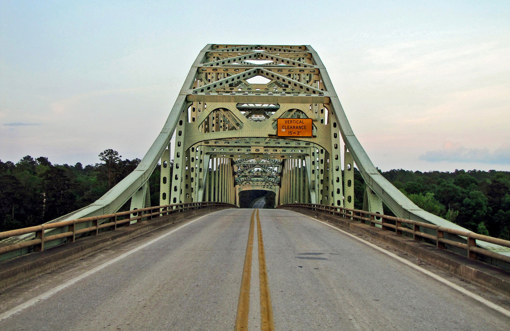 BRIDGEMAKER LLC Logo