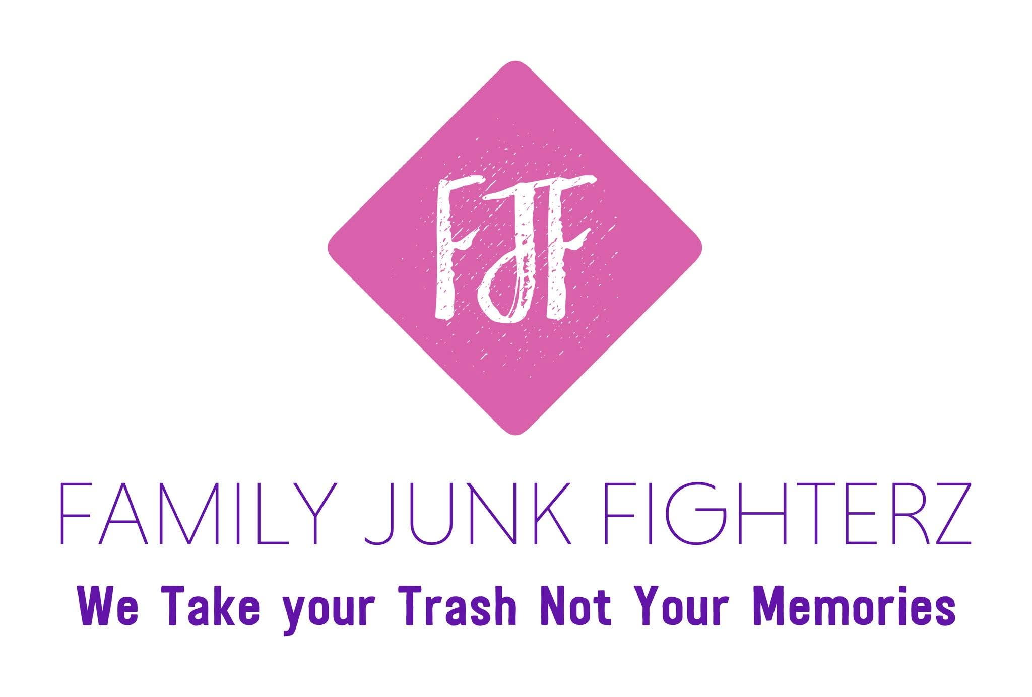 Family junk Fighterz Logo