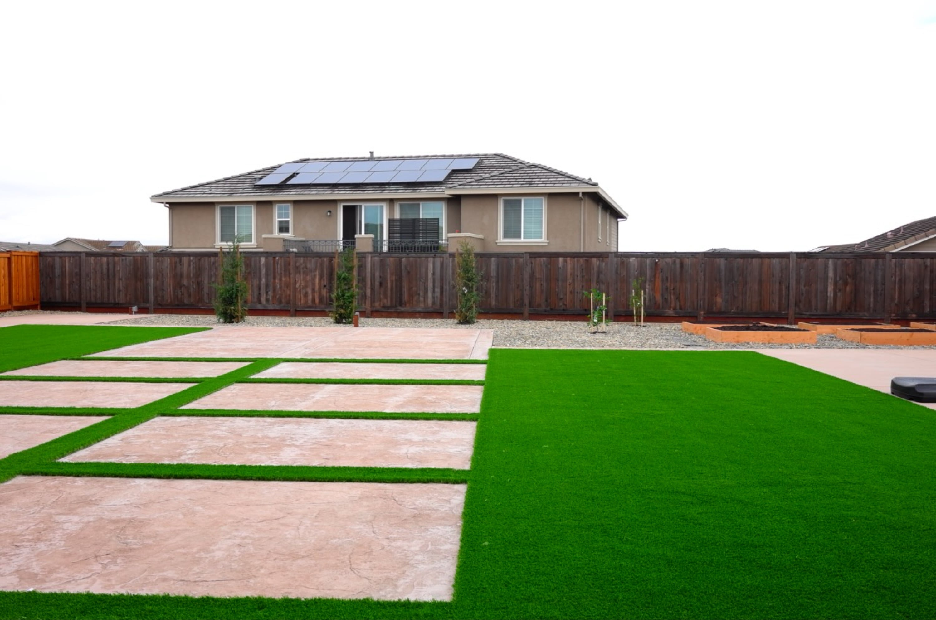 Tri Star Landscaping Logo