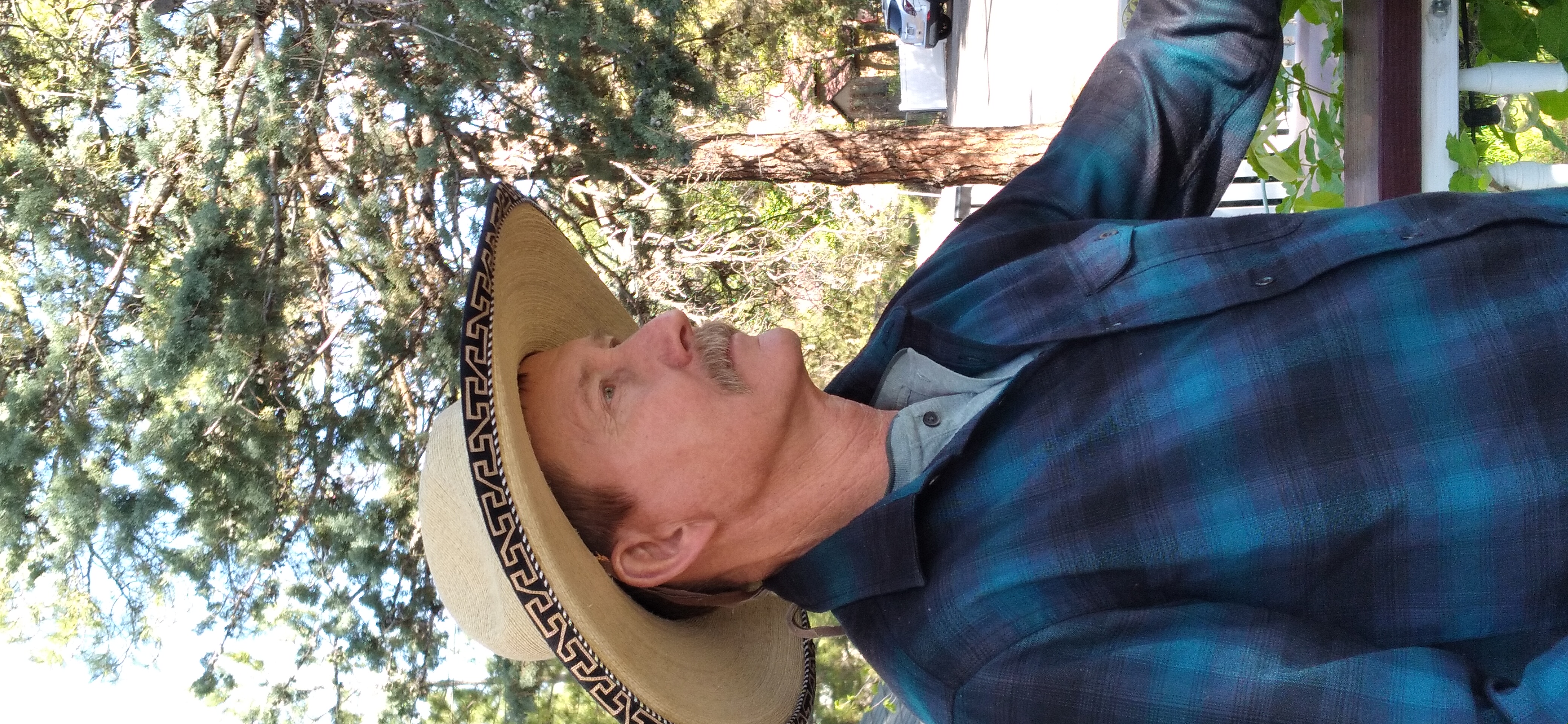 The Sawyer Builders, LLC Logo