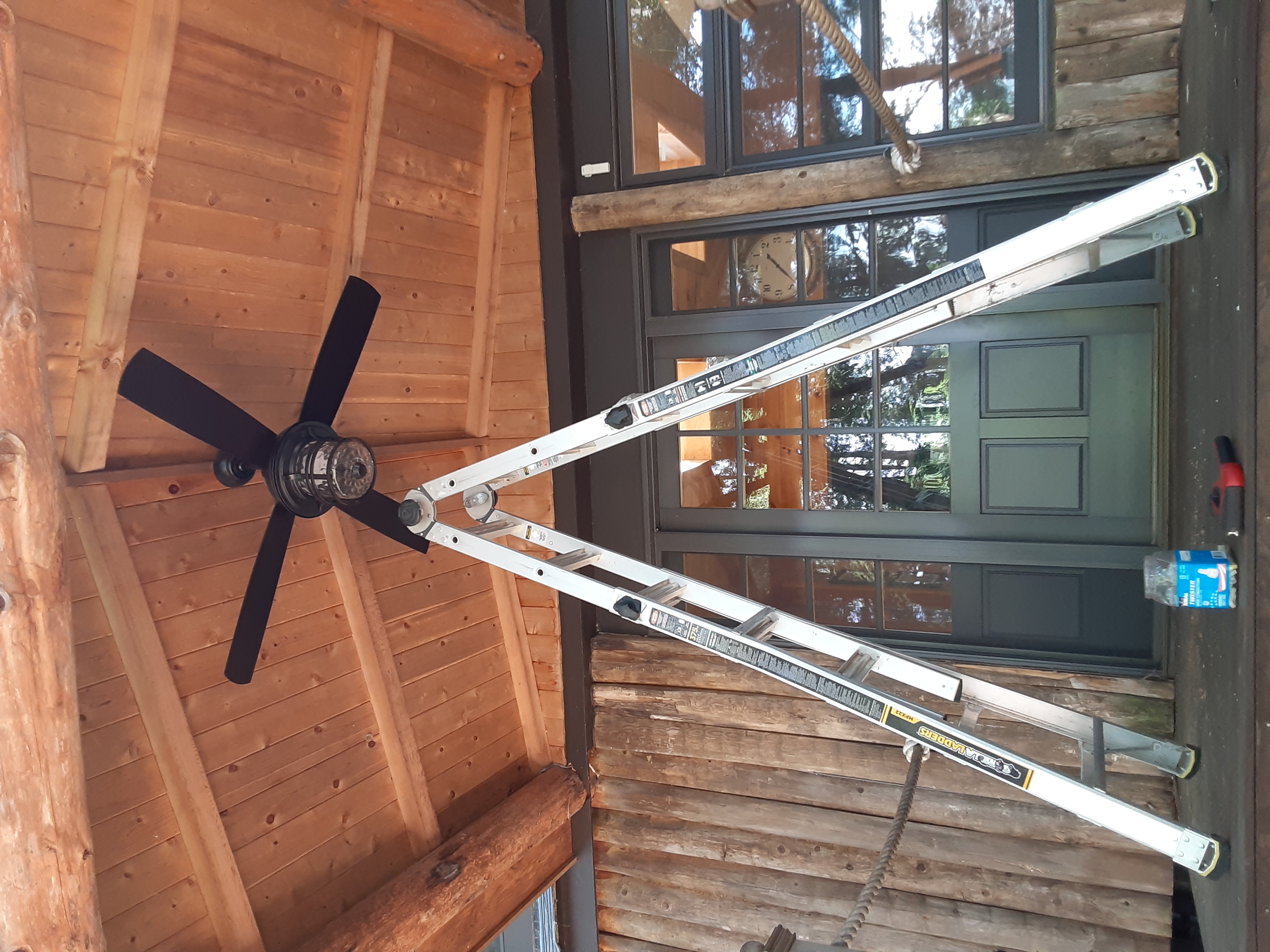 Bolducs Electrical Contracting Logo