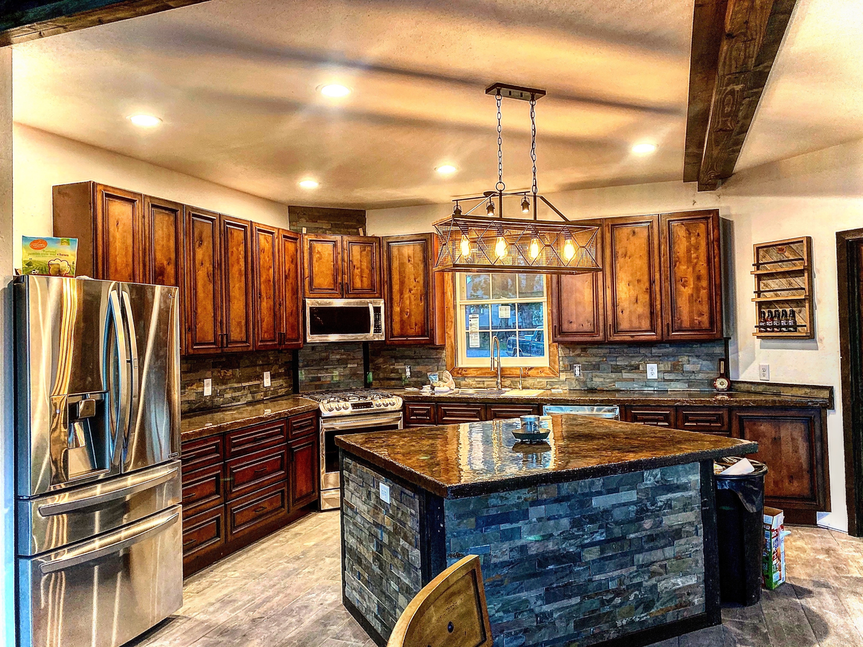 Timberstone Builders LLC Logo