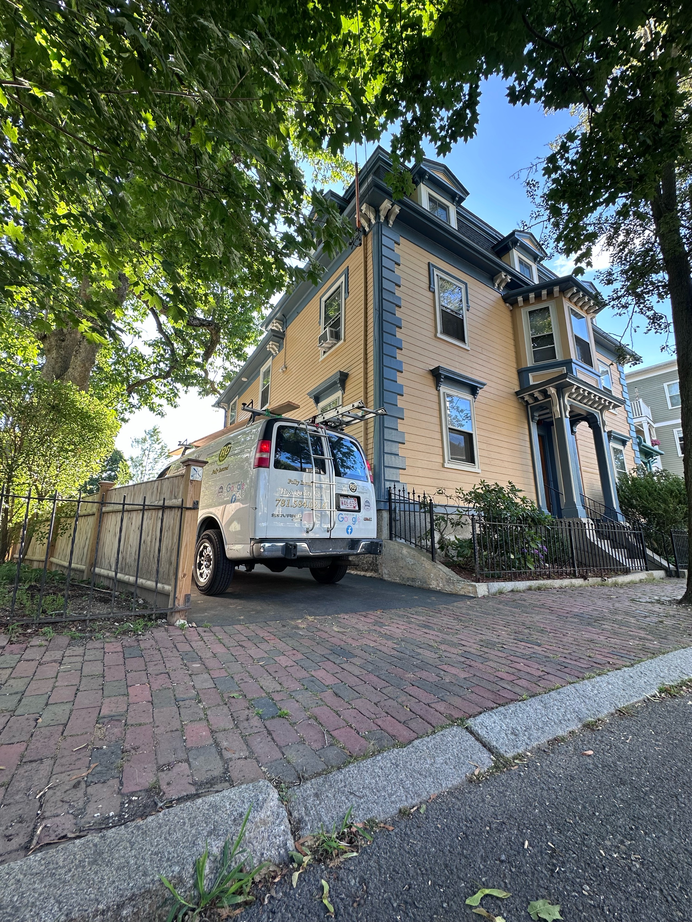 RG Painting & Carpentry, Inc Logo