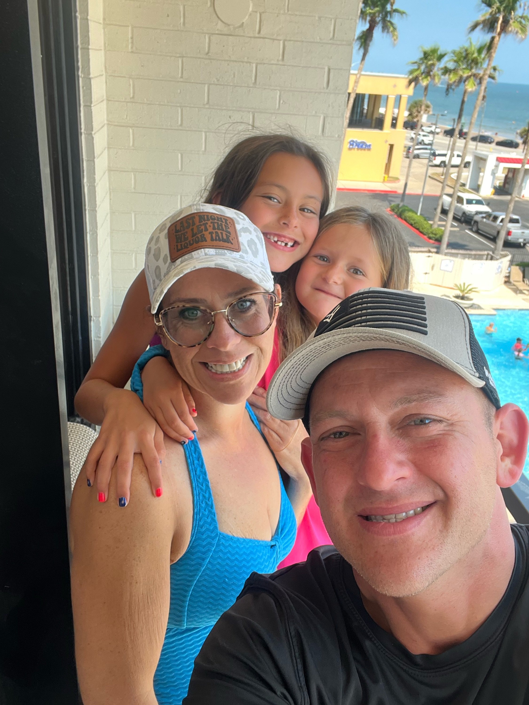 Homeland Painting Logo