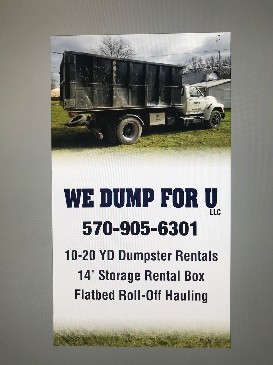 We Dump 4 U, LLC Logo