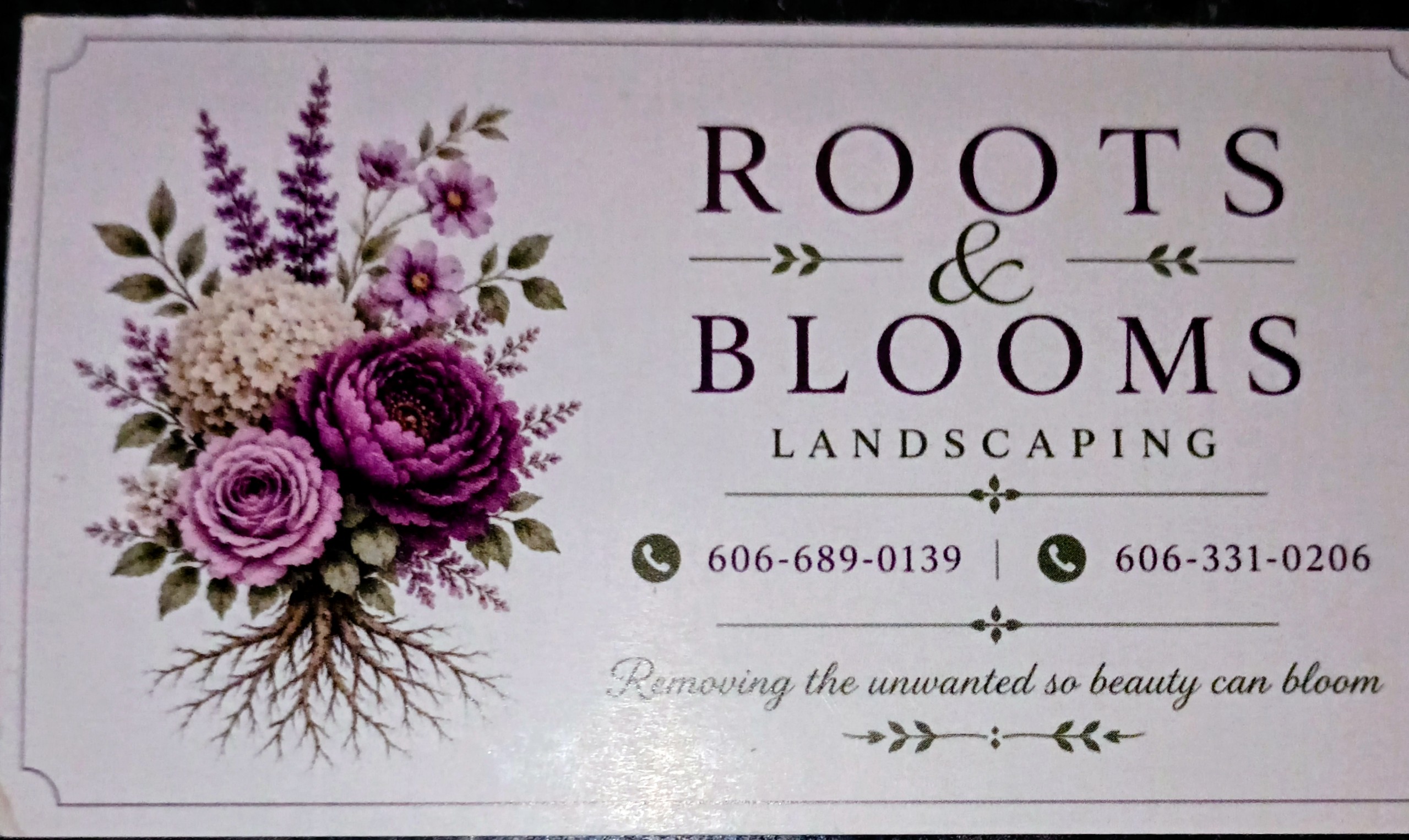 Roots and blooms Logo