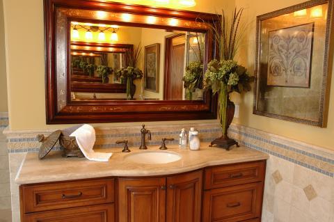 Contemporary Bathroom with classical style sink faucet and handles