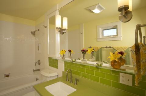 Eclectic Bathroom with white fiberglass tub surround