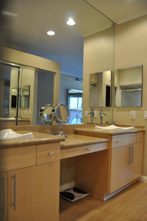 Contemporary Master Bathroom with sliding mirror closet door