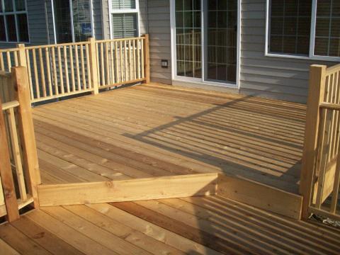 Traditional Deck with cedar deck with step down