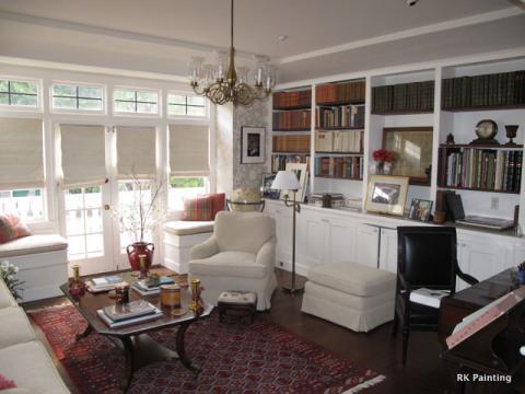 Traditional Library with white upholstered ottoman