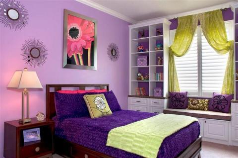 Traditional Bedroom with silver base table lamp with white shade