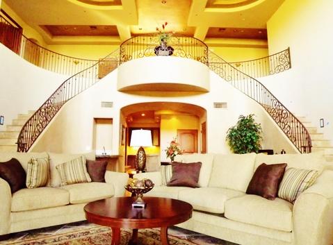 Traditional Living Room with floral pattern rug