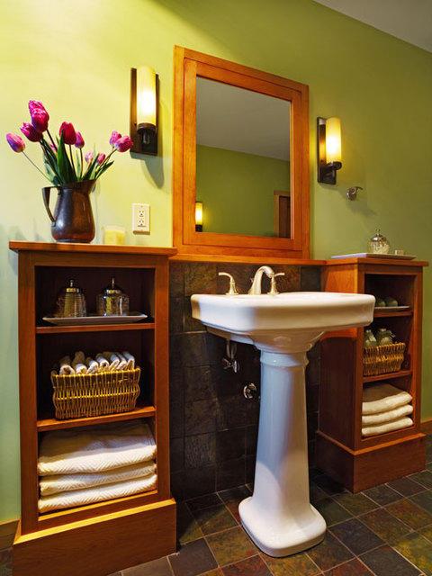 Transitional Bathroom with mirrored medicine cabinet