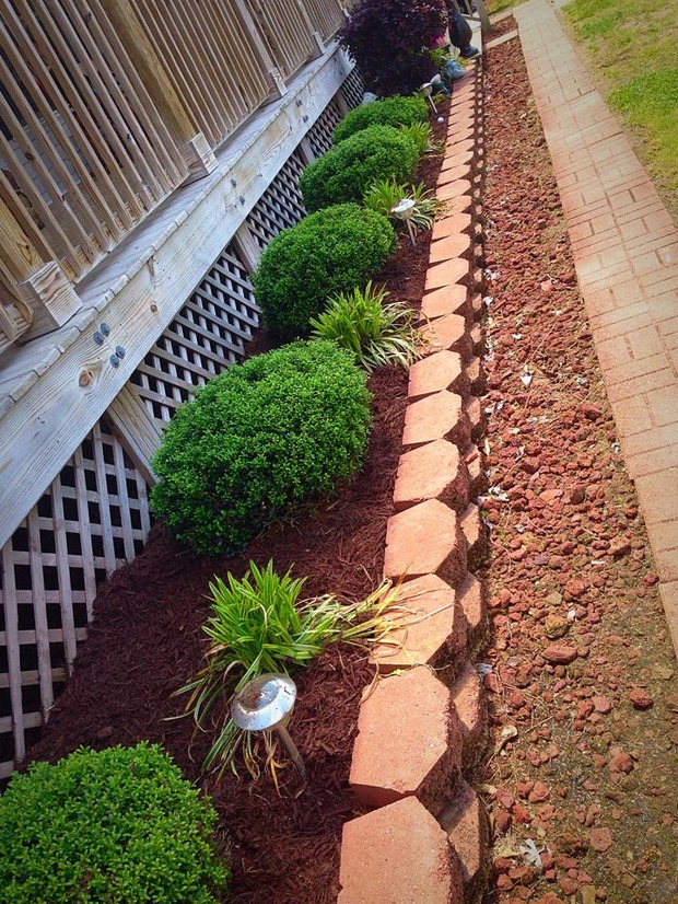 Traditional Deck In Currie Red Retaing Wall Block Wall Solar