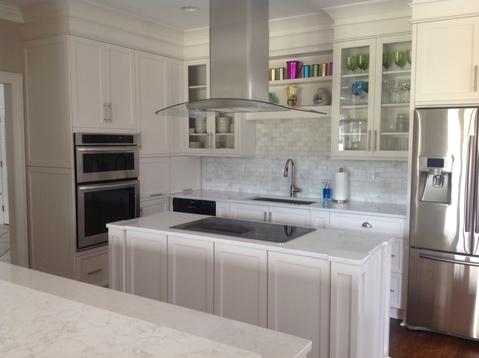 Modern Kitchen with subway style tile backsplash