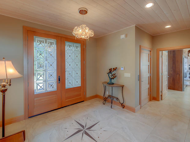 Modern Entry with textured glass doors