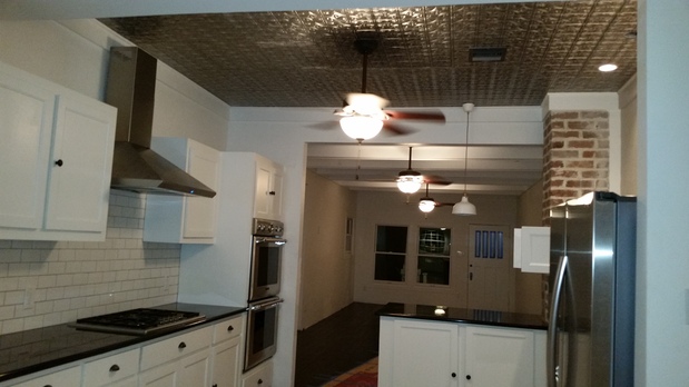 Colonial Kitchen In Houston Gas Stove Ceiling Fan By