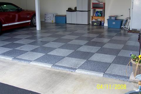 Eclectic Garage with checkerboard pattern