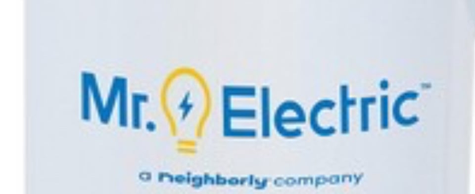 Mr Electric of Suffolk County Logo