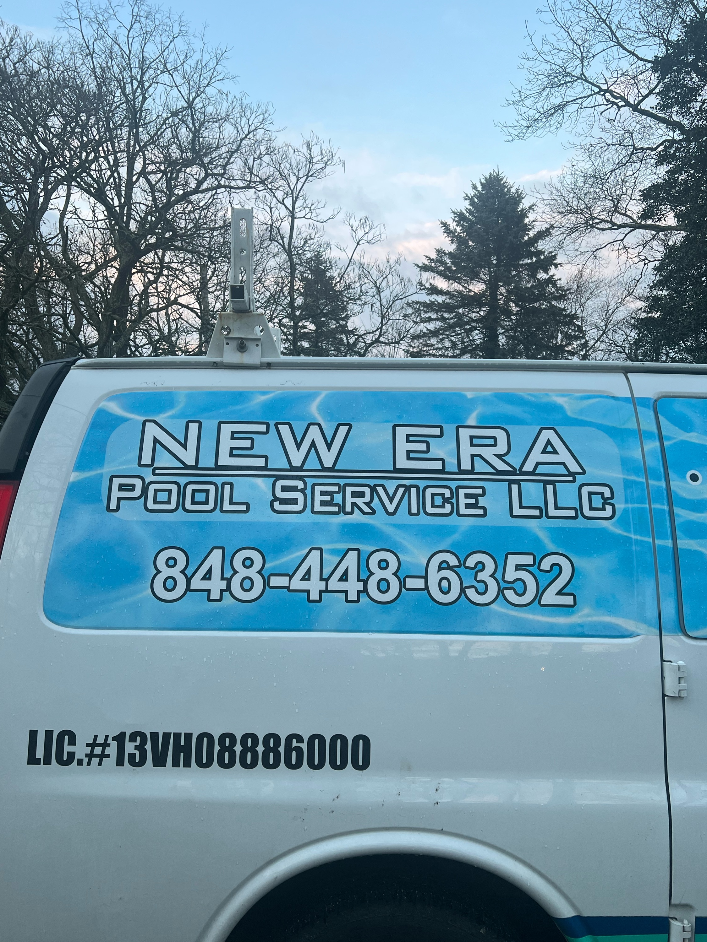 New Era Pool Service Logo